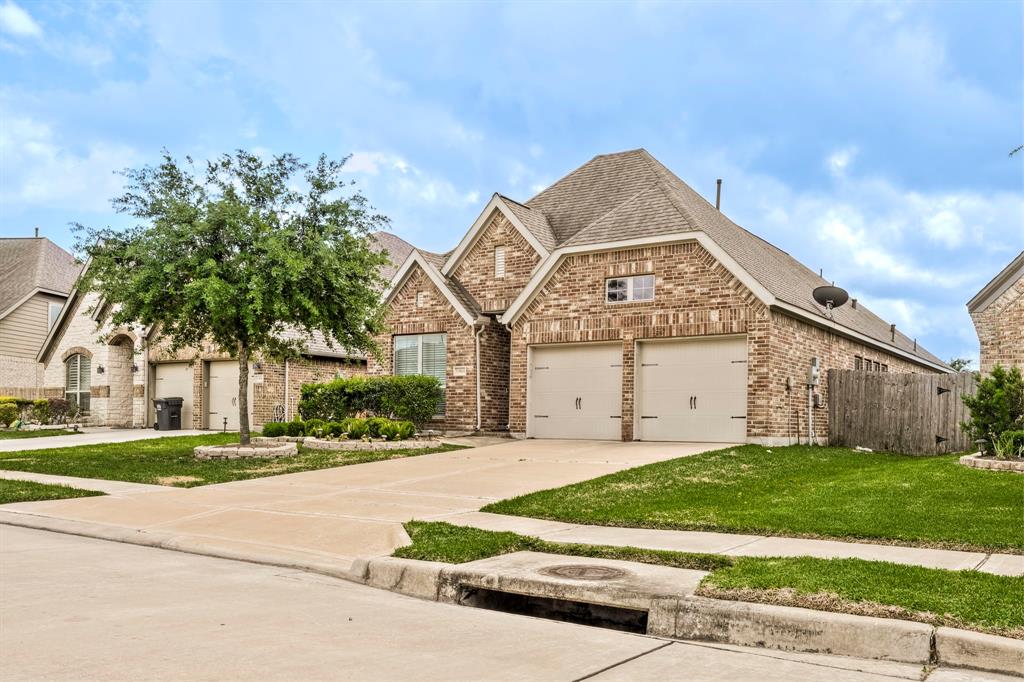 13806 Wood Shadow Lane, Pearland, Texas image 28