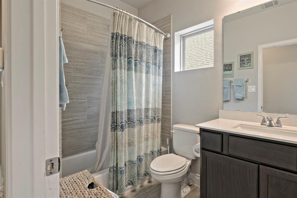 13806 Wood Shadow Lane, Pearland, Texas image 16