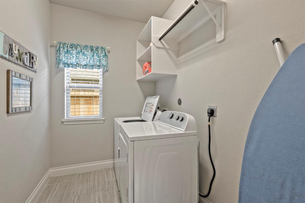 13806 Wood Shadow Lane, Pearland, Texas image 17