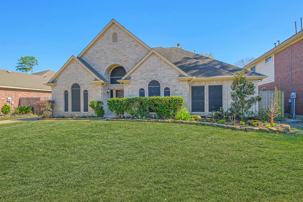 9223 Memorial Hills Drive, Spring, Texas image 3