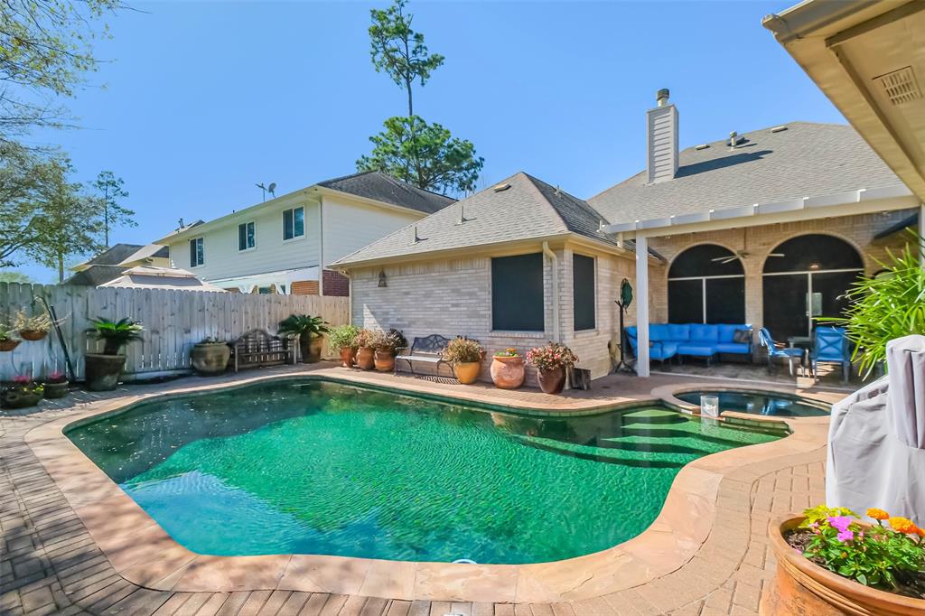 9223 Memorial Hills Drive, Spring, Texas image 1