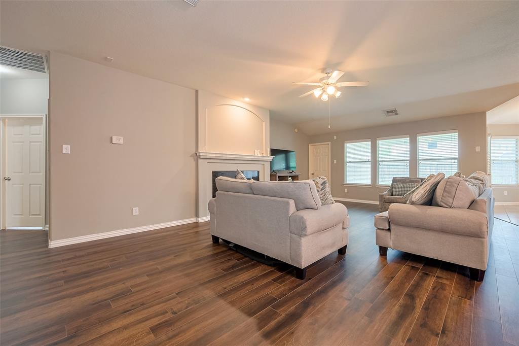 1007 Casting Springs Way, Spring, Texas image 13