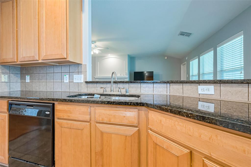 1007 Casting Springs Way, Spring, Texas image 22