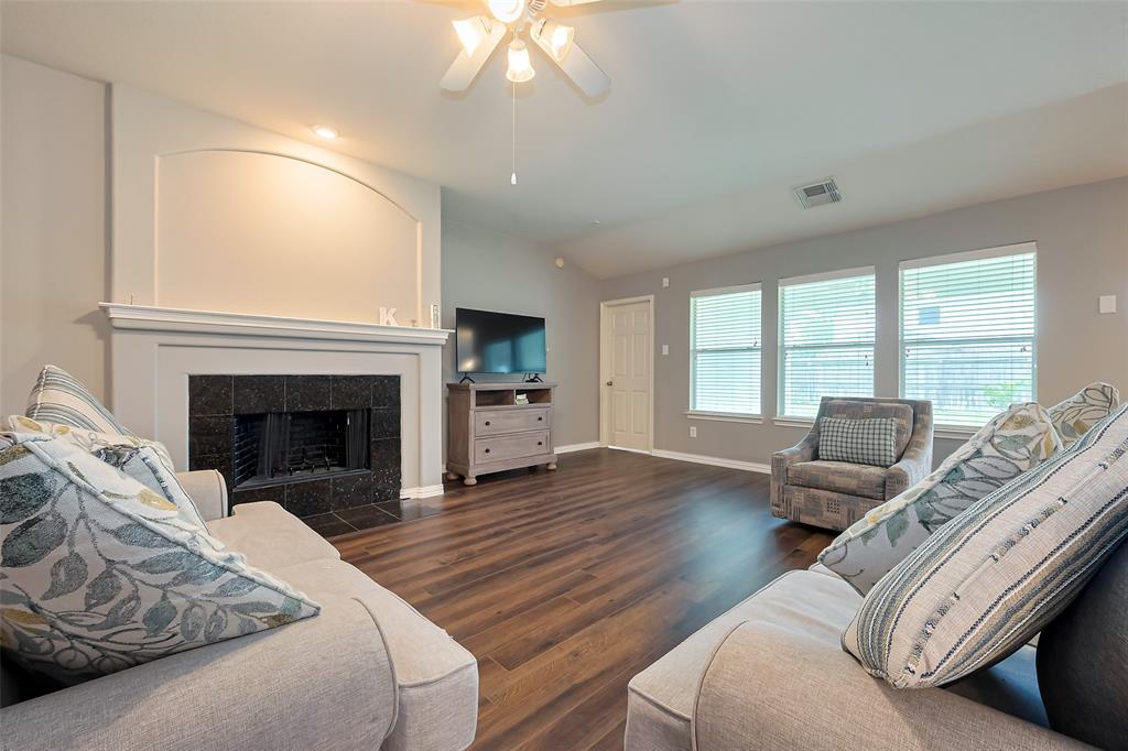 1007 Casting Springs Way, Spring, Texas image 15