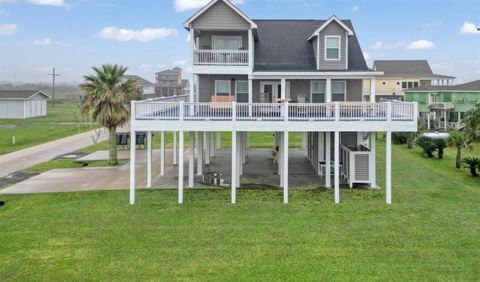 A home in Crystal Beach