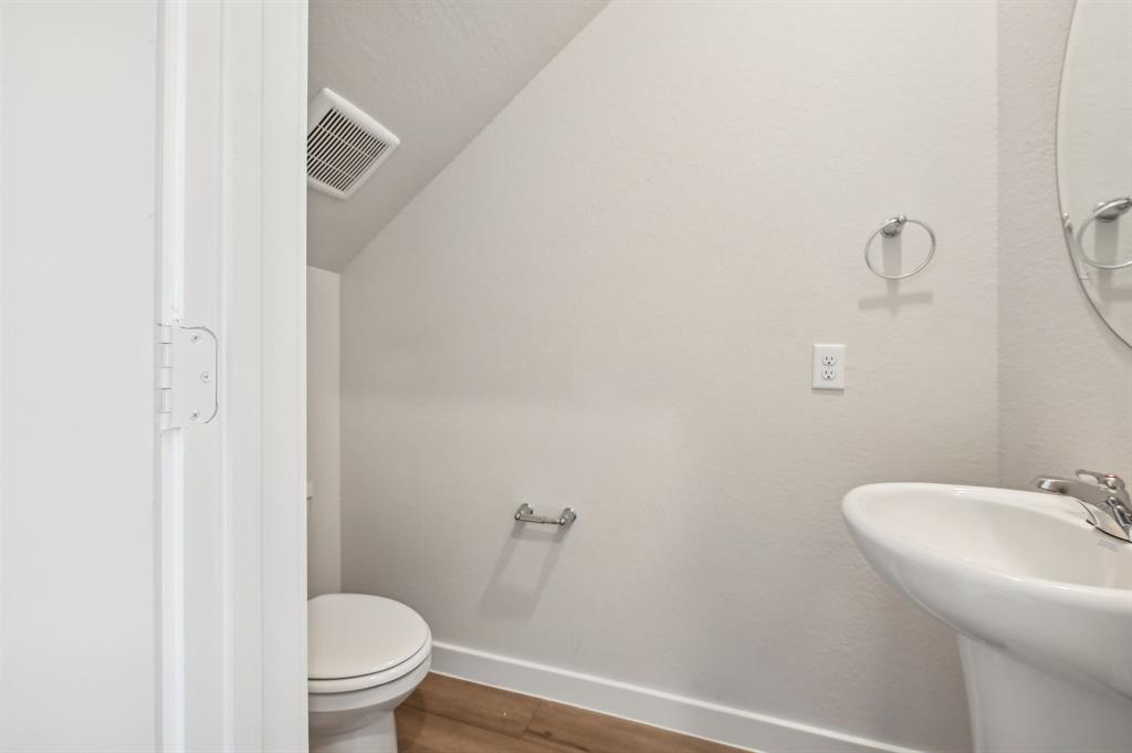 320 Willow Sage Court, Montgomery, Texas image 10