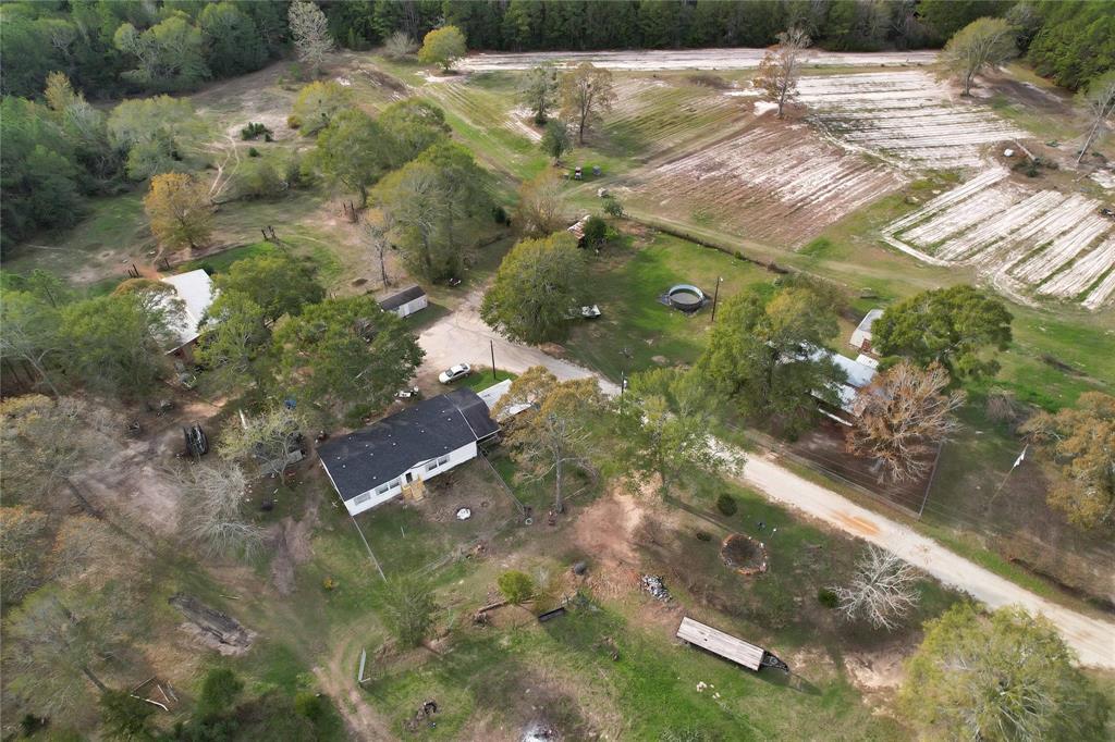 281 Mcgehee Road, Willis, Texas image 1