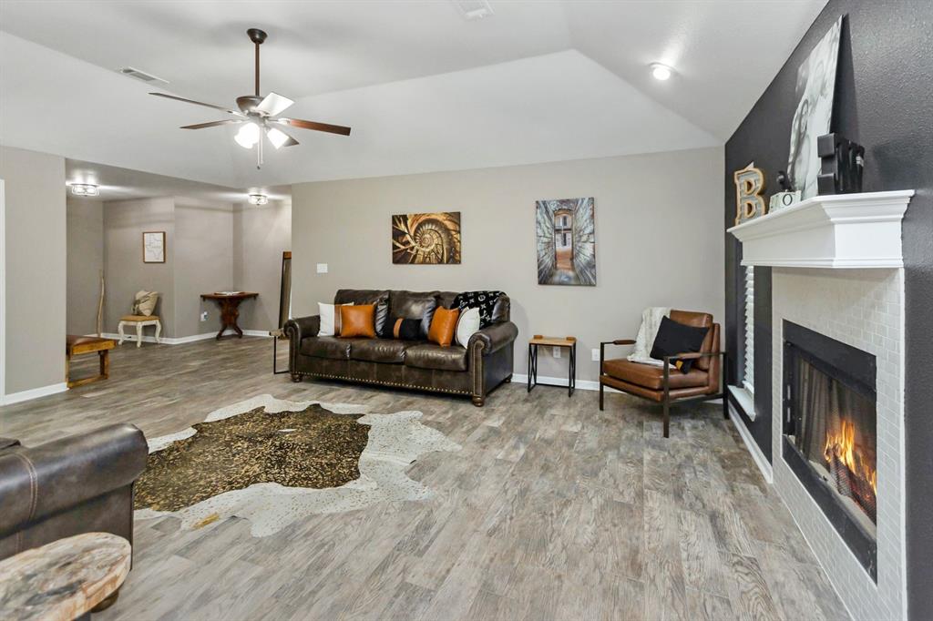 3300 Michelle Avenue, Vidor, Texas image 7
