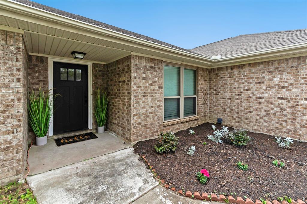 3300 Michelle Avenue, Vidor, Texas image 2