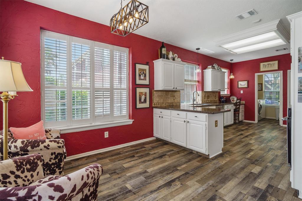 124 Coral Bay Drive, League City, Texas image 11