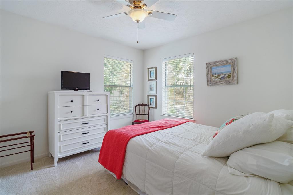 124 Coral Bay Drive, League City, Texas image 30