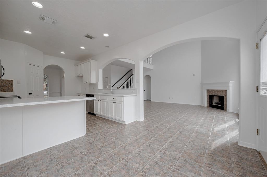 6043 Heathmoor Lane, Houston, Texas image 14