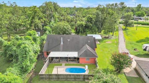 A home in Clute