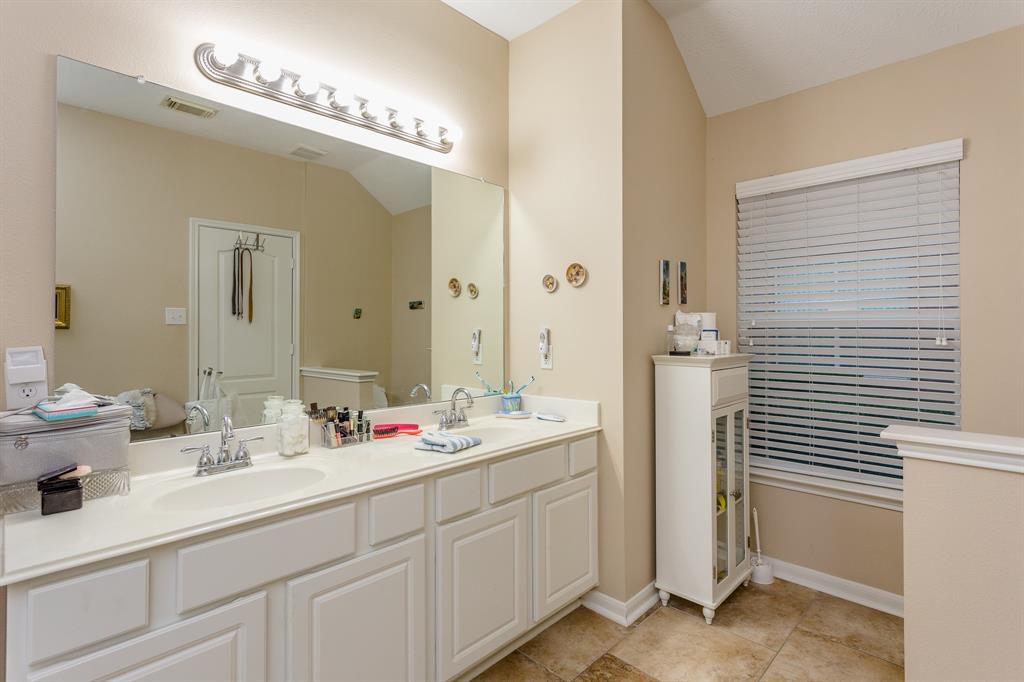 5523 Gable Meadows Drive, Sugar Land, Texas image 13