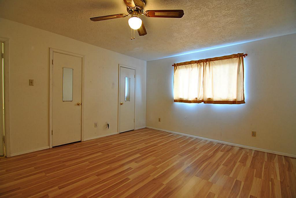 7040 Jetty Lane, Houston, Texas image 12