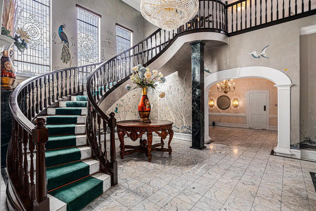 7415 Naremore Drive, Spring, Texas image 5