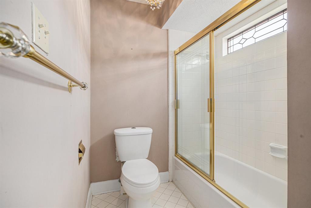 7415 Naremore Drive, Spring, Texas image 36