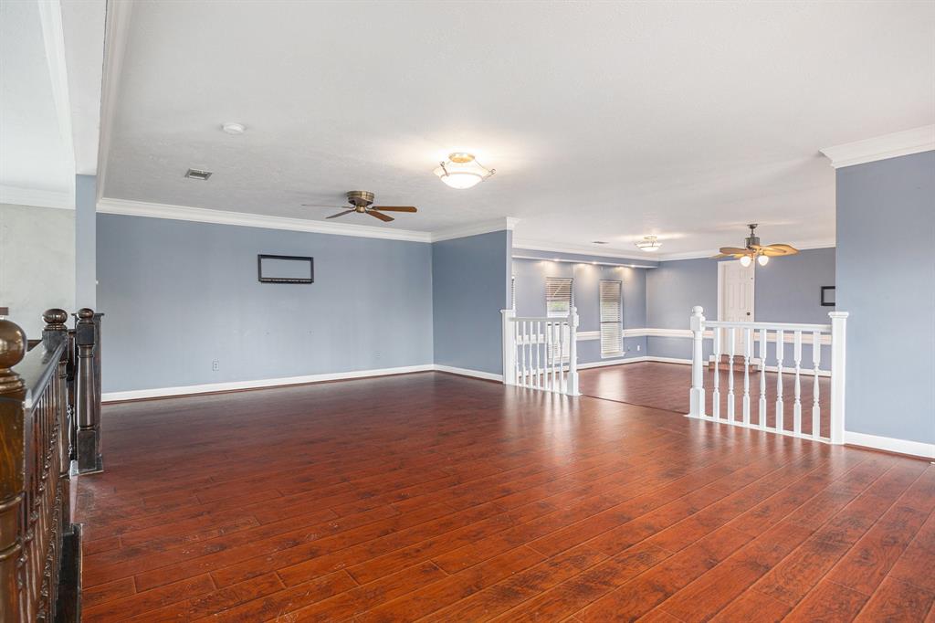 7415 Naremore Drive, Spring, Texas image 30