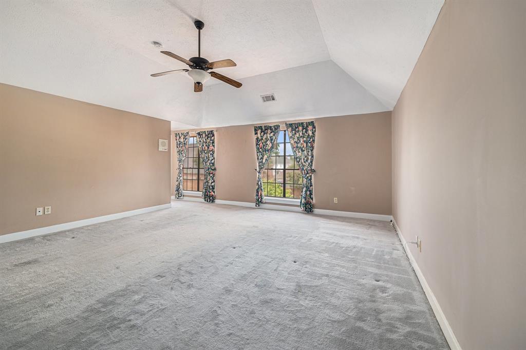 7415 Naremore Drive, Spring, Texas image 32