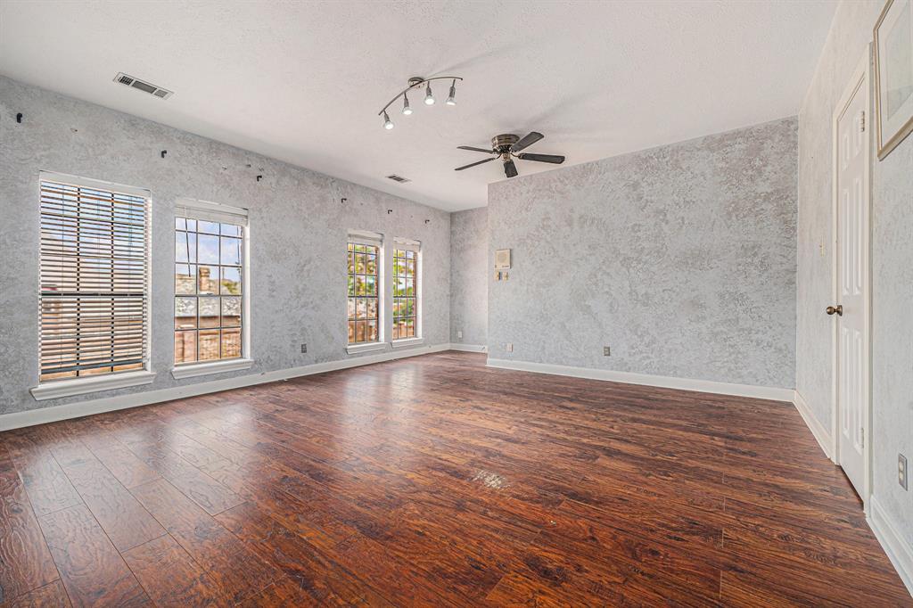7415 Naremore Drive, Spring, Texas image 27
