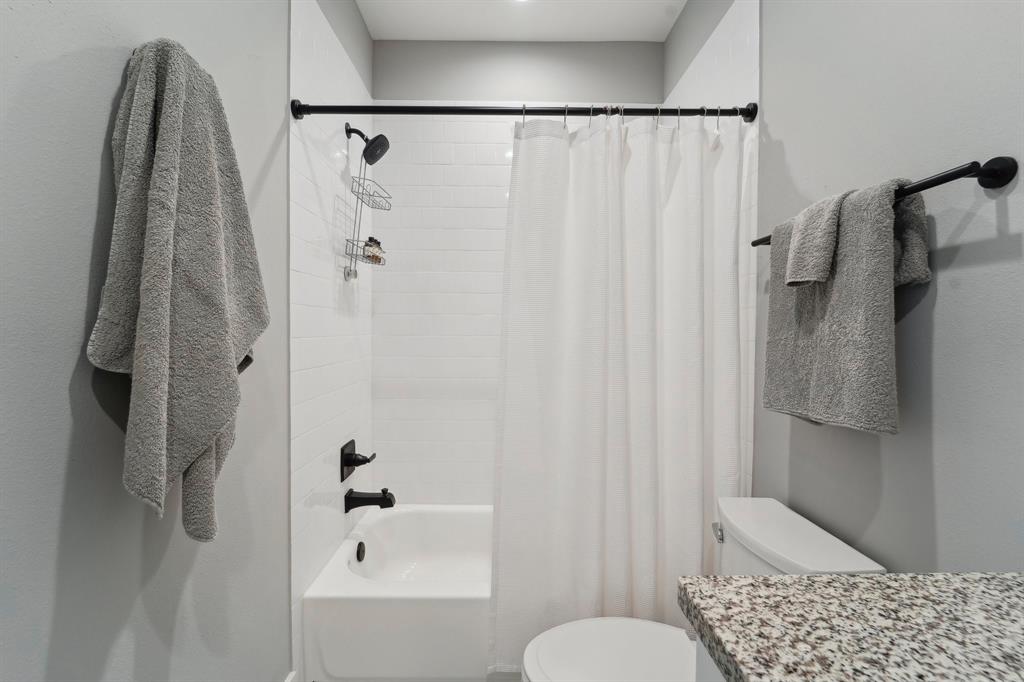 Houston, Texas 77007, United States, 3 Bedrooms Bedrooms, ,3 BathroomsBathrooms,Residential,Pending,23533