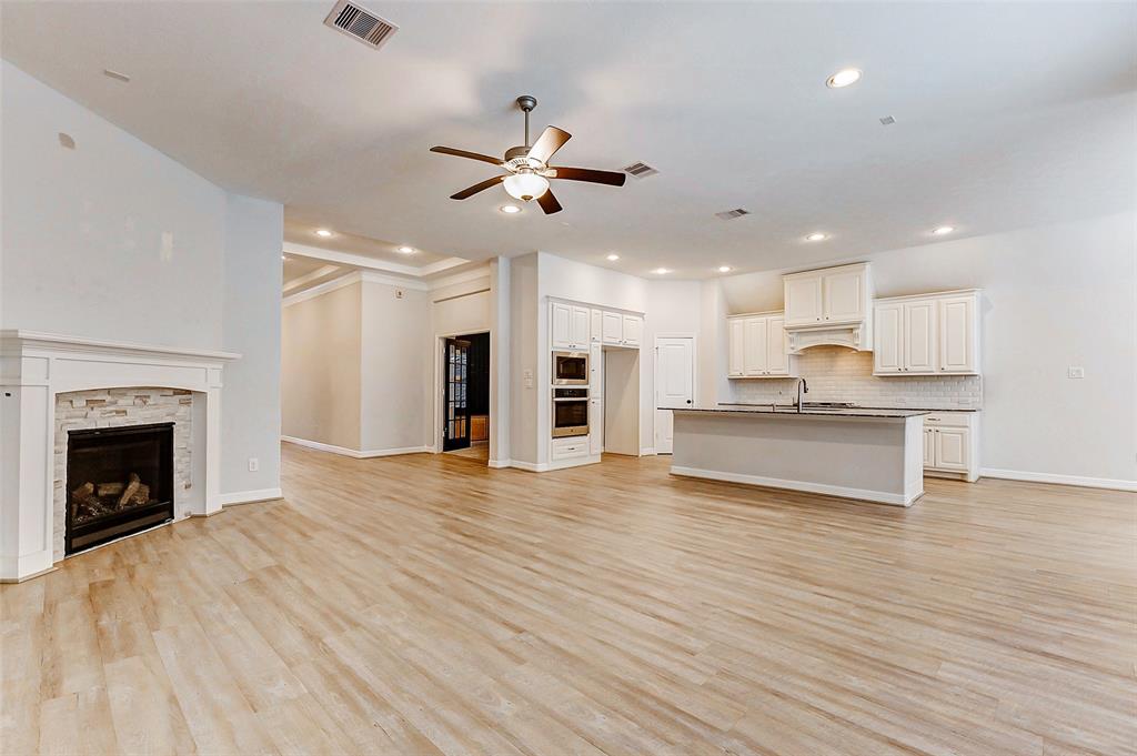 9830 Joyce Drive, Iowa Colony, Texas image 19