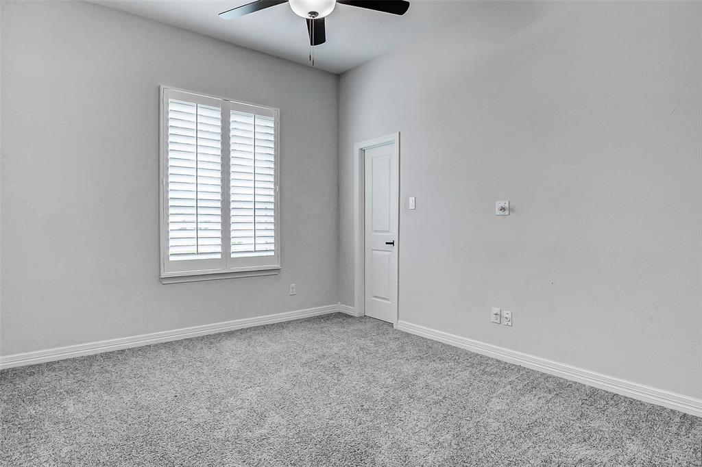 9830 Joyce Drive, Iowa Colony, Texas image 5