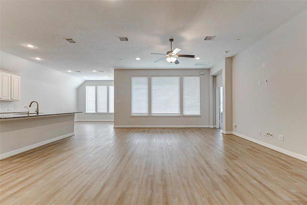 9830 Joyce Drive, Iowa Colony, Texas image 17