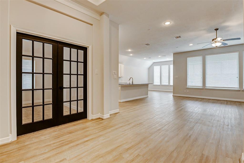 9830 Joyce Drive, Iowa Colony, Texas image 14