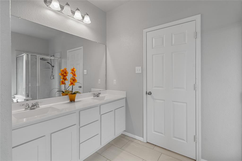 20906 Cypress Overlook Trail, Humble, Texas image 12