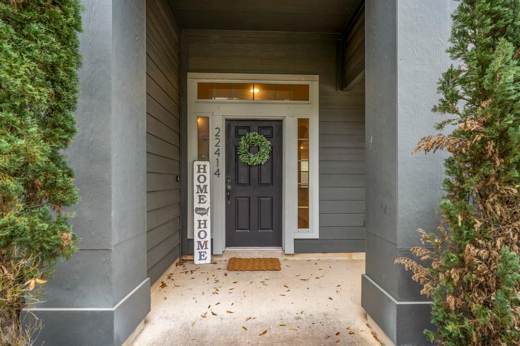 22414 Emerald Point Lane, Tomball, Texas image 4