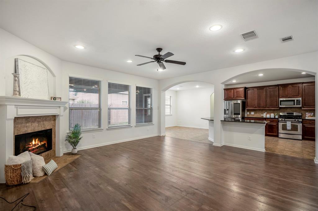 22414 Emerald Point Lane, Tomball, Texas image 7