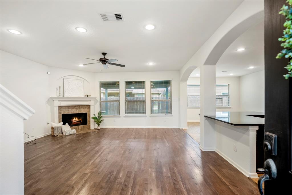 22414 Emerald Point Lane, Tomball, Texas image 5