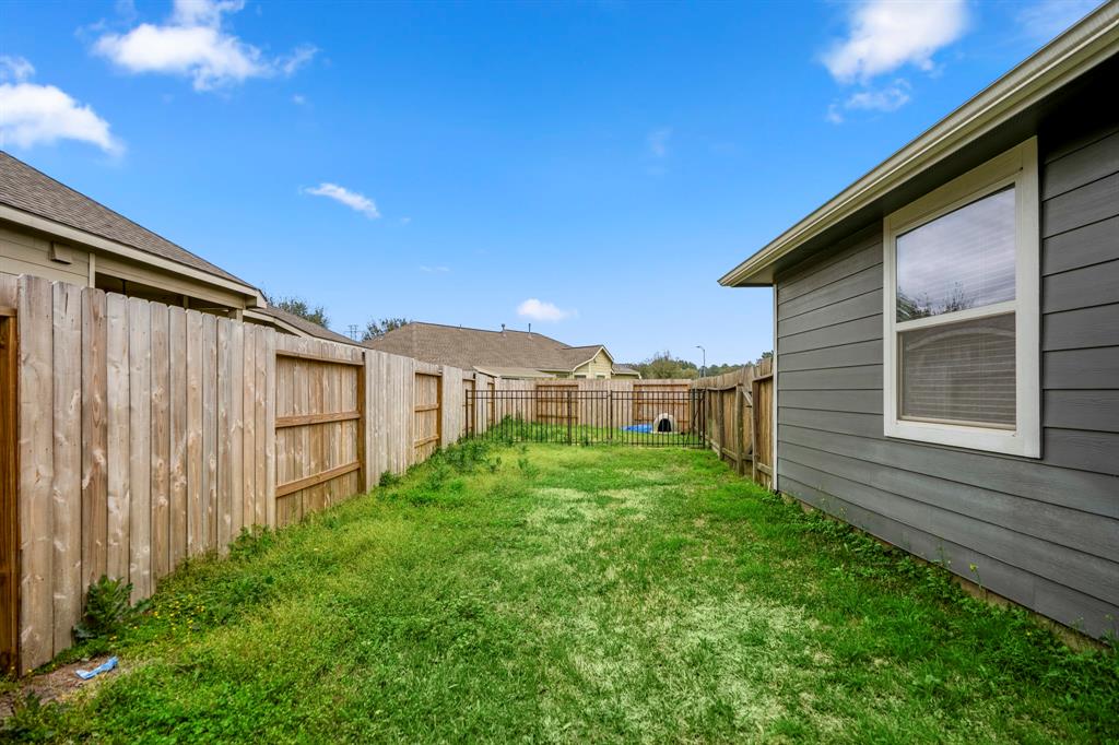 22414 Emerald Point Lane, Tomball, Texas image 41