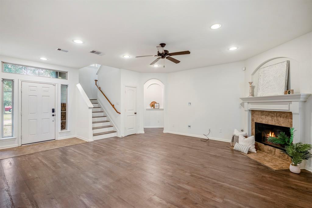22414 Emerald Point Lane, Tomball, Texas image 6