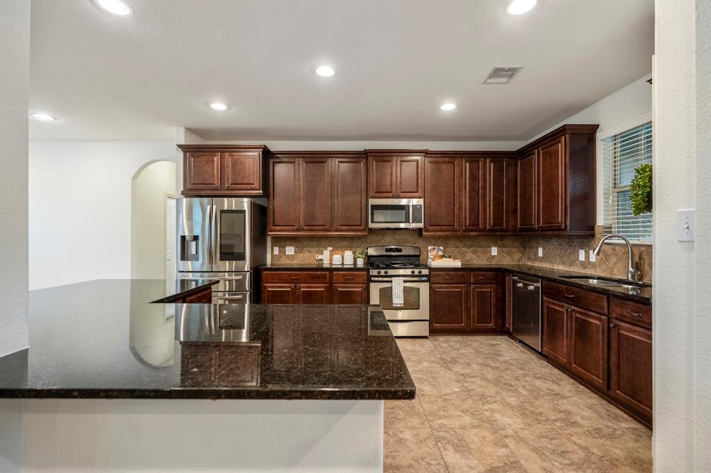 22414 Emerald Point Lane, Tomball, Texas image 12