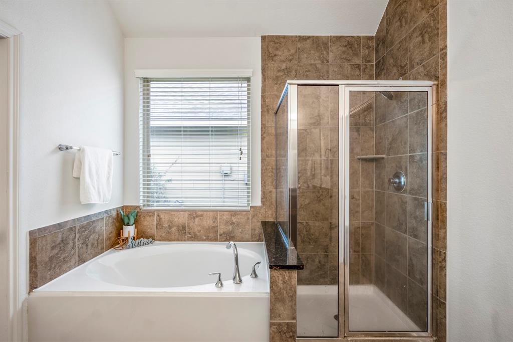 22414 Emerald Point Lane, Tomball, Texas image 23