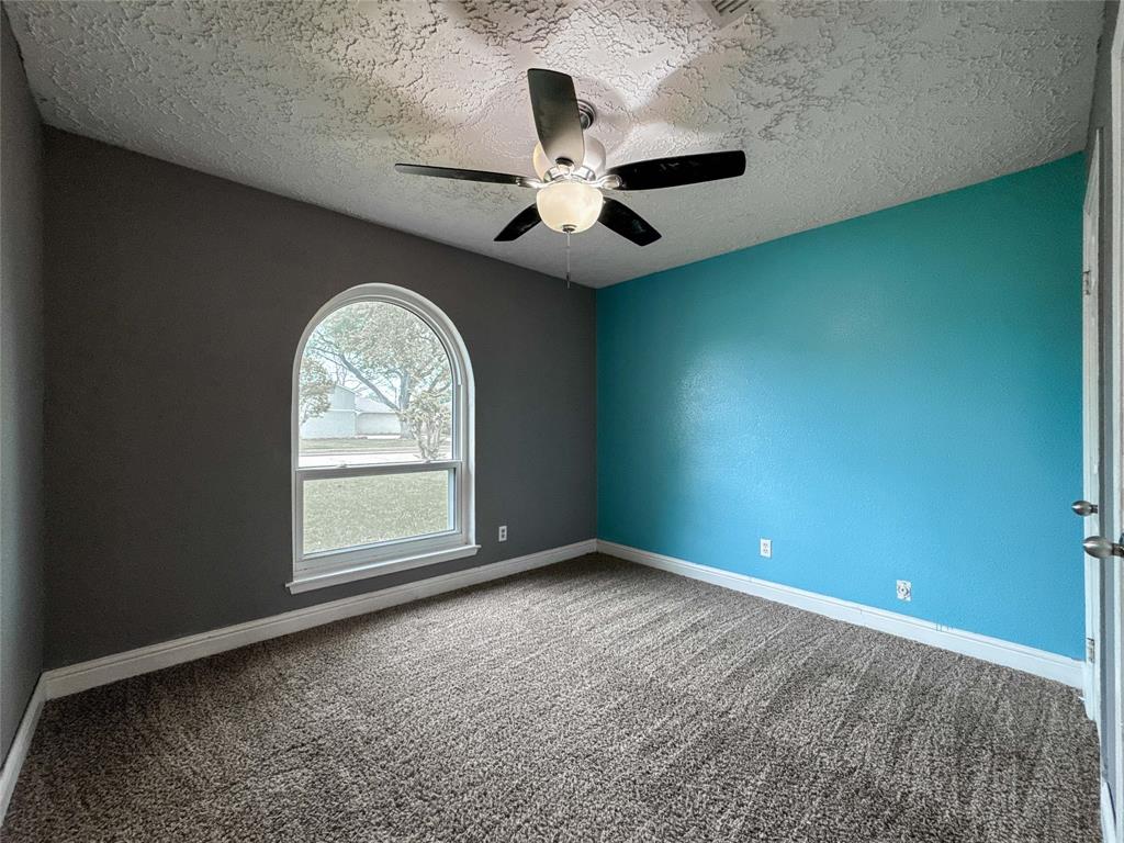9738 Rustic Gate Road, La Porte, Texas image 12
