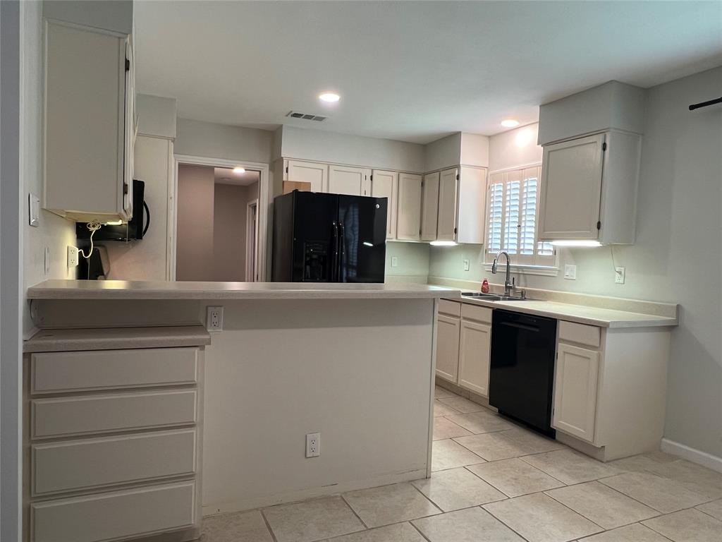 13718 Castle Grove Drive