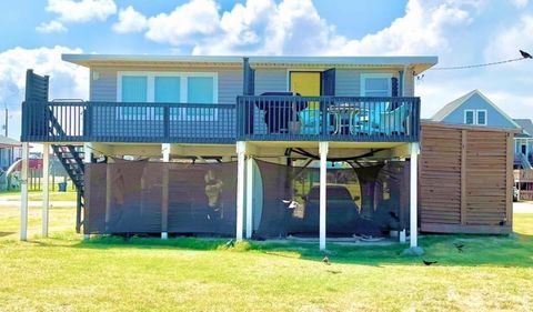 Single Family Residence in Surfside Beach TX 719 Sea Shell Drive.jpg