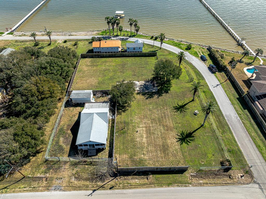 514 3rd Street, San Leon, Texas image 13