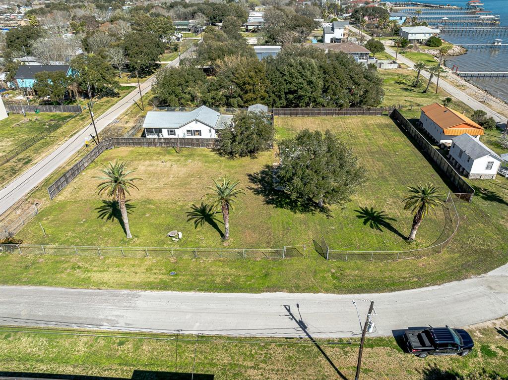 514 3rd Street, San Leon, Texas image 16