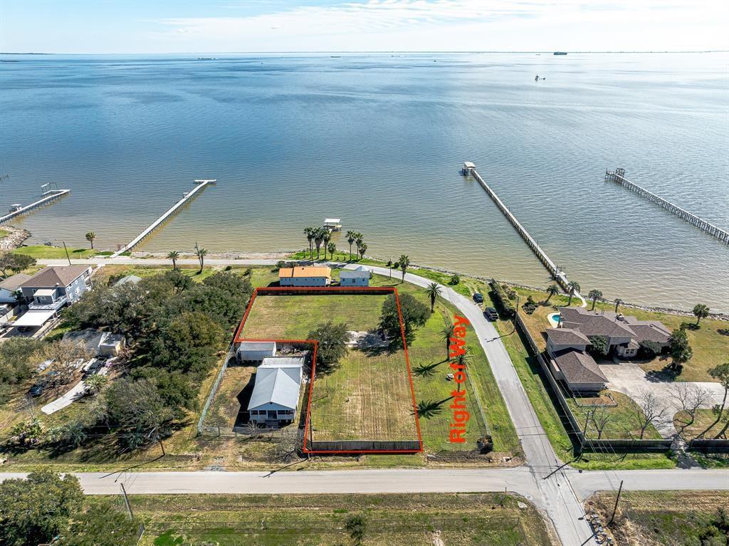 514 3rd Street, San Leon, Texas image 3