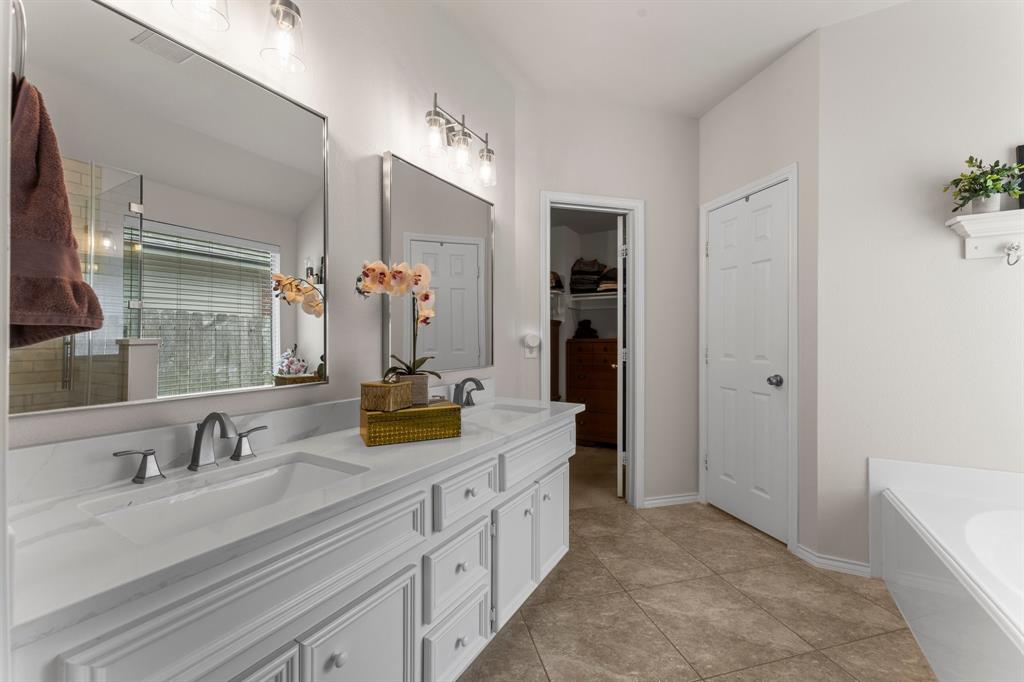 1935 Ryansbrook Lane, Spring, Texas image 13