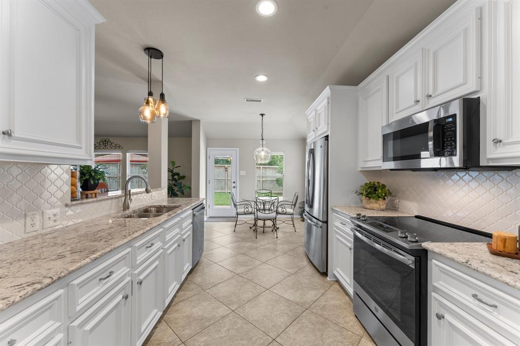 1935 Ryansbrook Lane, Spring, Texas image 6