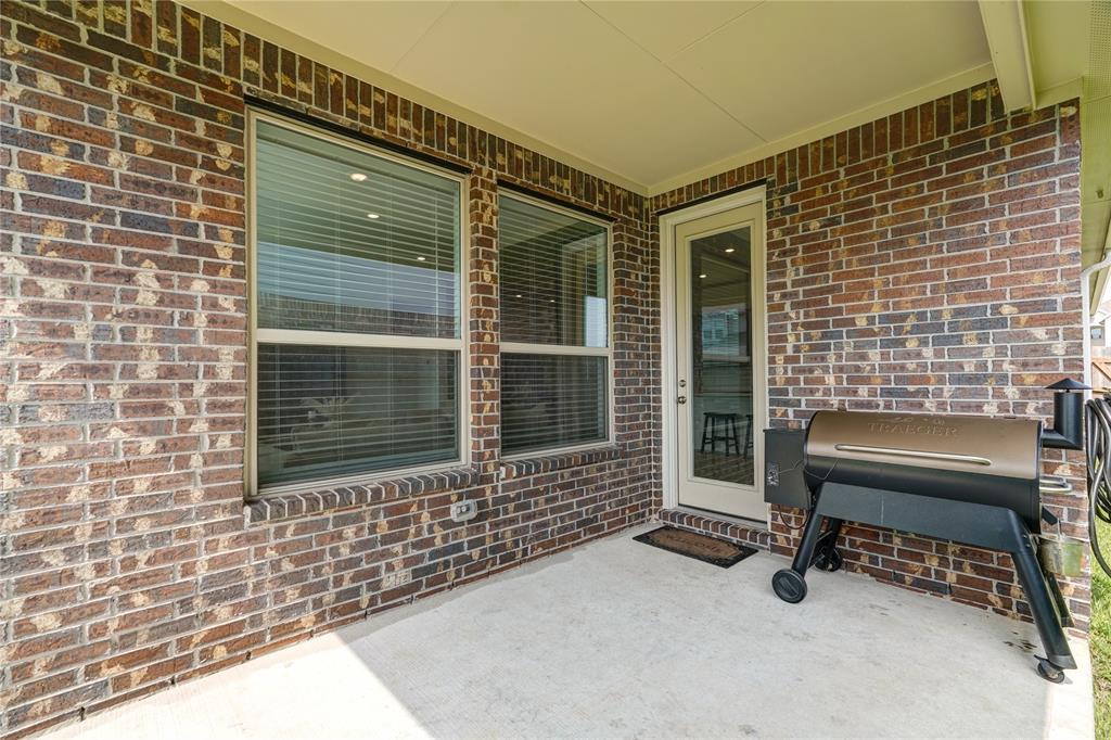 18915 Lazzaro Springs Drive, New Caney, Texas image 23