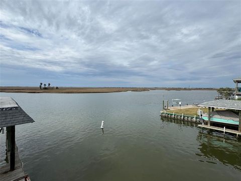 A home in Bayou Vista