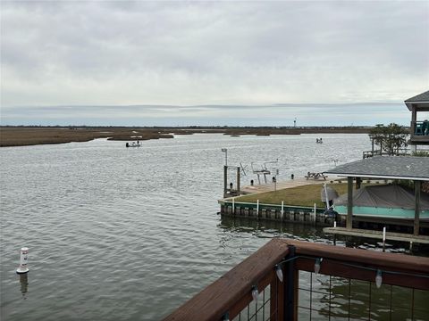 A home in Bayou Vista