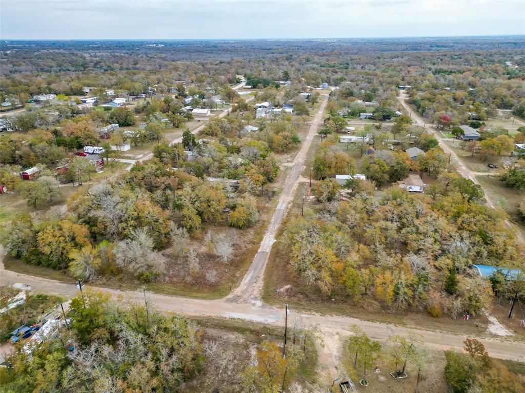 319 Shady Oak Street, Somerville, Texas image 4