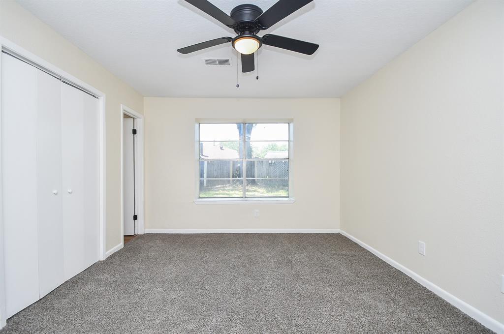 19919 Burle Oak Drive, Humble, Texas image 20